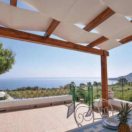 2 Bedroom Awesome In San Vito Lo Capo -tp- Holiday home