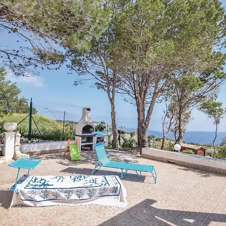 2 Bedroom Awesome In San Vito Lo Capo -tp- Contrada Sauci Grande
