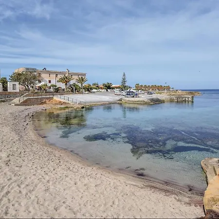 2 Bedroom Awesome In San Vito Lo Capo -tp-